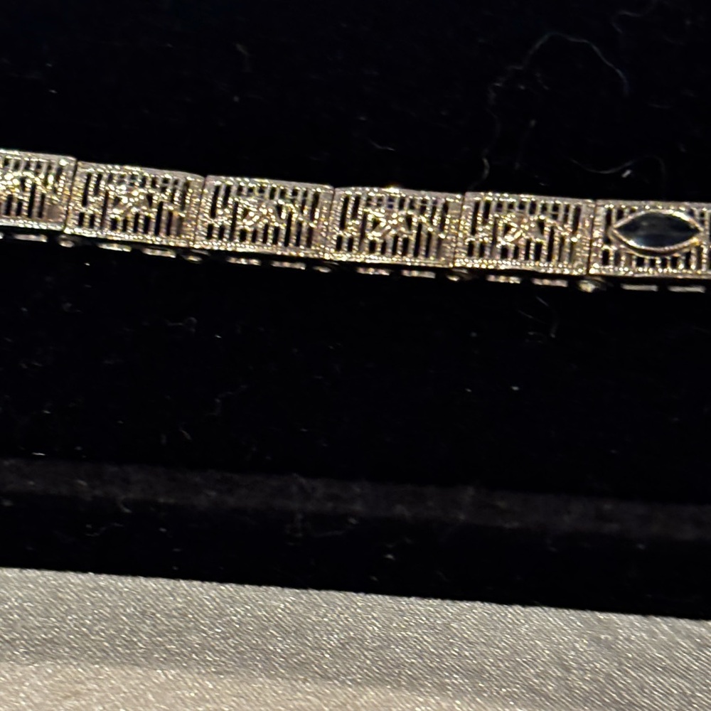 š„Elegant Antique Sapphire & Diamond Bracelet - Picture 6 of 12